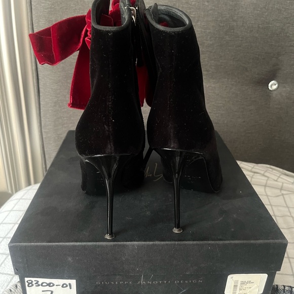 Giuseppe Mistico Veronica Tie Bootie - Picture 5 of 6